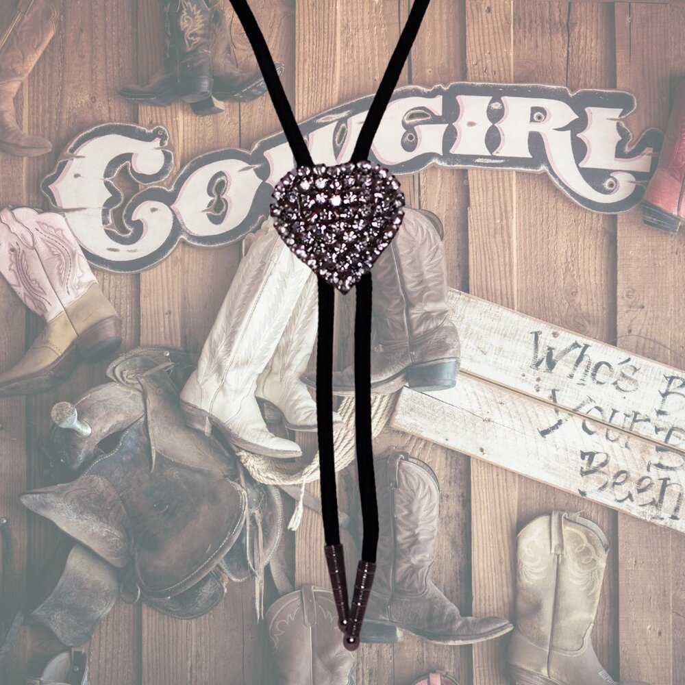 Rhinestone Heart Bolo Tie – Sparkle Meets Western Chic